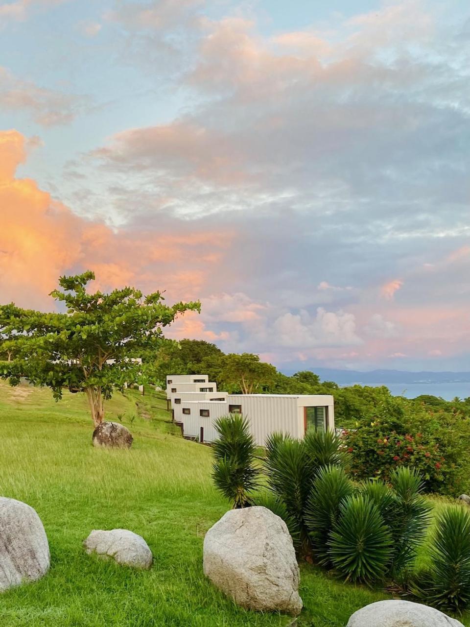 Lejos Eco Retreat 호텔 비에케스 외부 사진